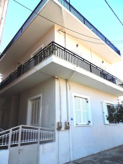 Seascape - Itea -Delphi Apartment Bagian luar foto